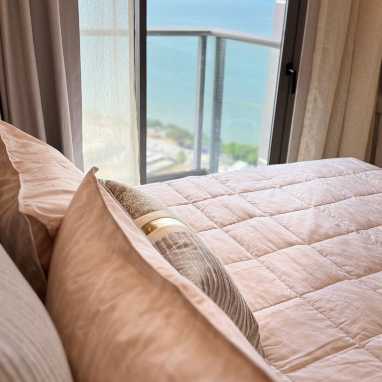 “Sea view 1-bedroom condo at Copacabana Jomtien – 32nd floor”