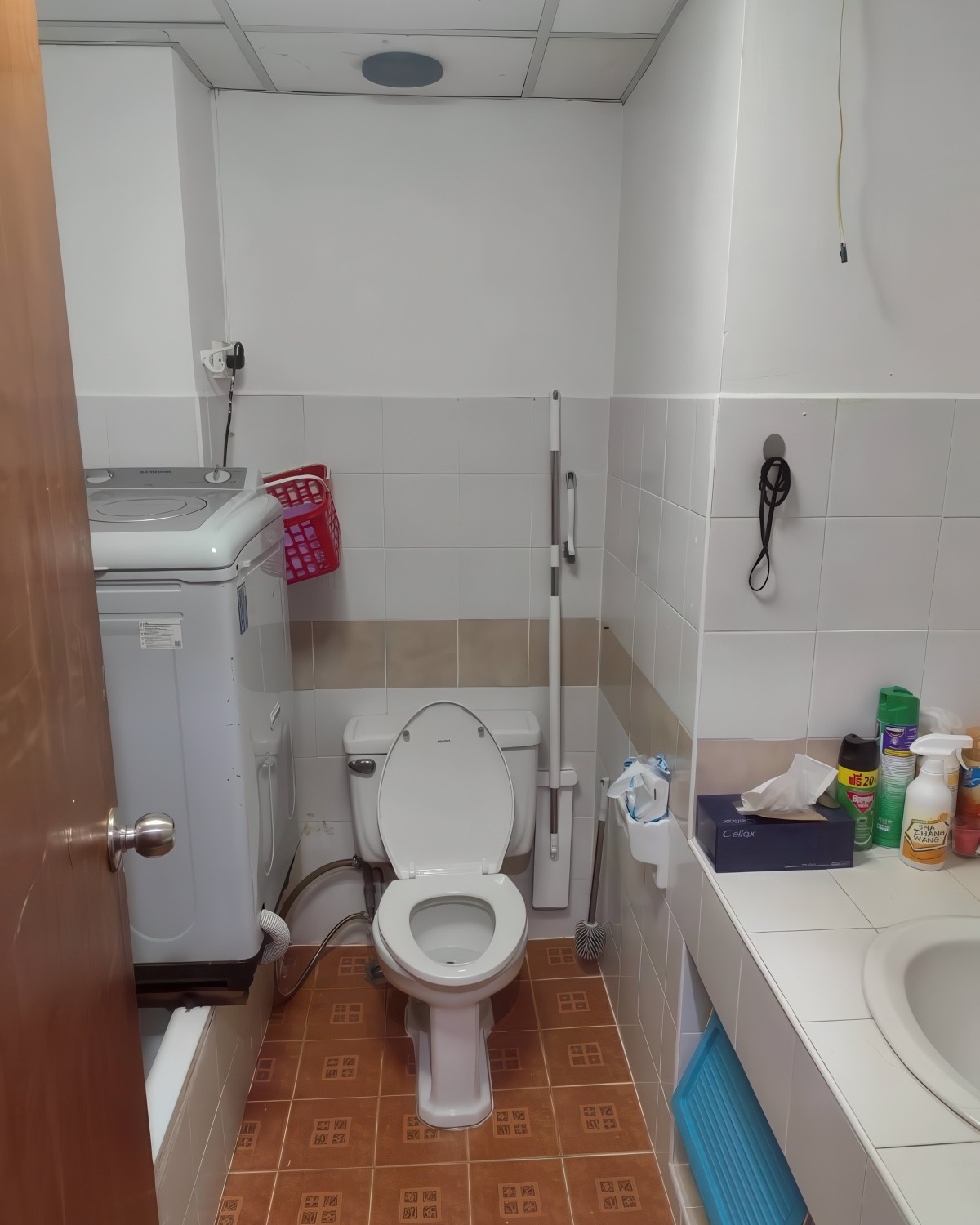 “Studio condo for sale at Jomtien Beach Condominium – sea and pool view”