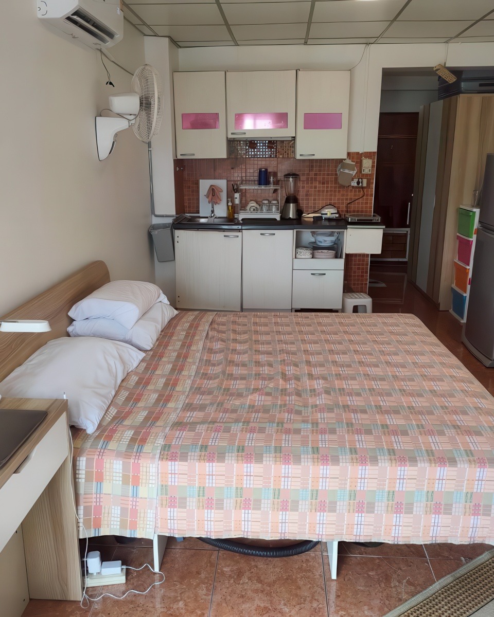 “Studio condo for sale at Jomtien Beach Condominium – sea and pool view”