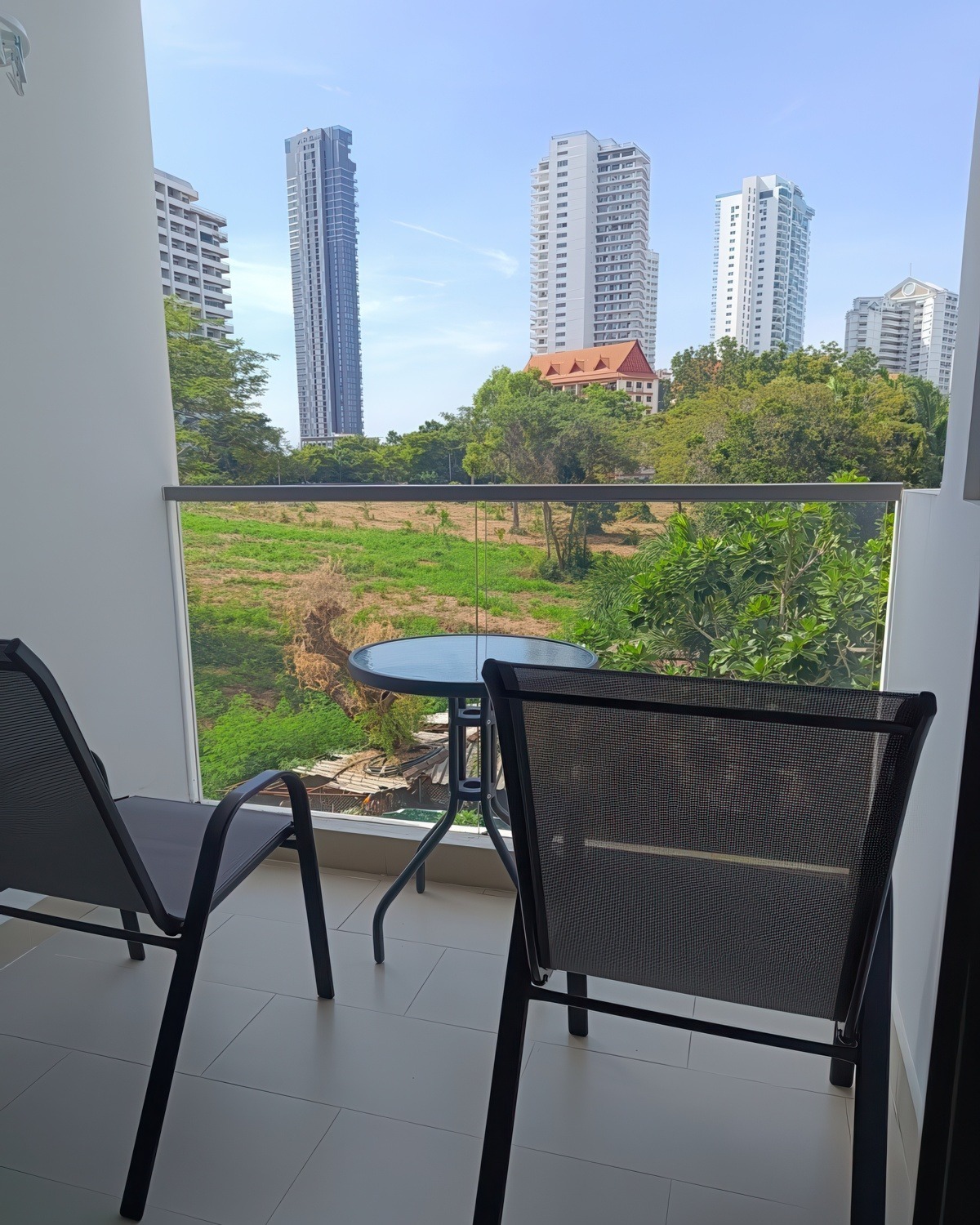 Fully furnished Club Royal condo with balcony view