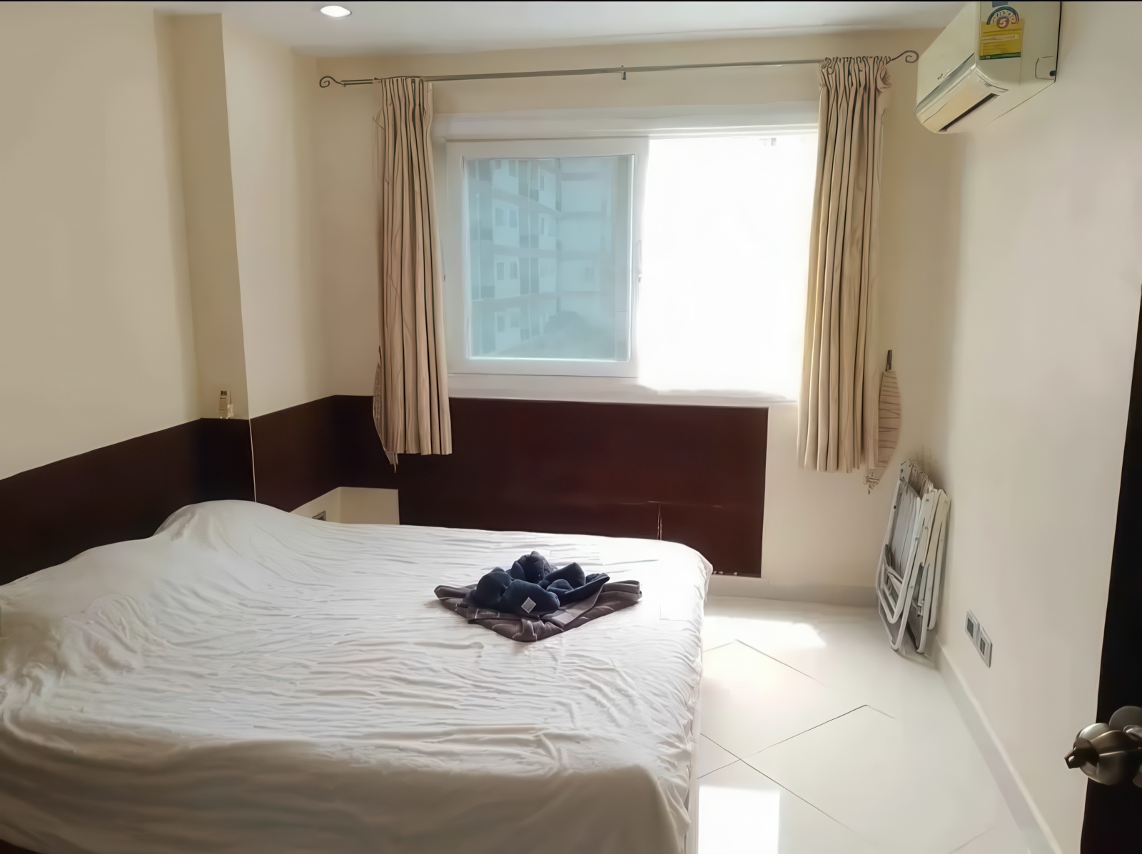 Foreign-owned fully furnished condo in Jomtien