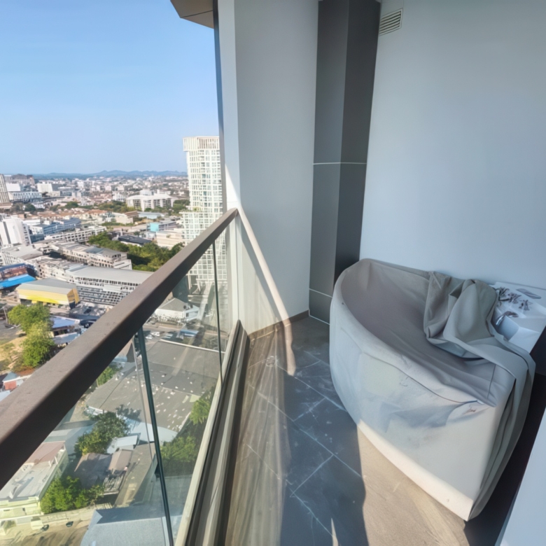 2-bedroom condo for sale in Arcadia Millennium Tower with 28th-floor sea view and modern furnishings