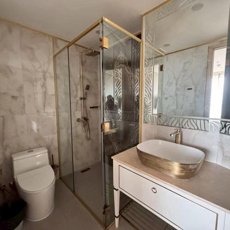 1-bedroom condo for sale in Copacabana Beach Jomtien with 19th-floor sea view (Building B)
