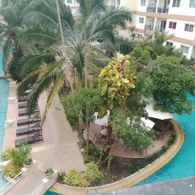 1-bedroom condo for sale in Park Lane Jomtien with pool view