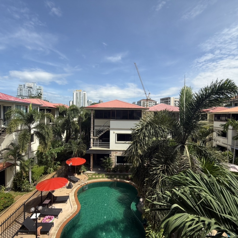 4 Bedroom House for Sale in Villa Norway Resort Pattaya – Front View