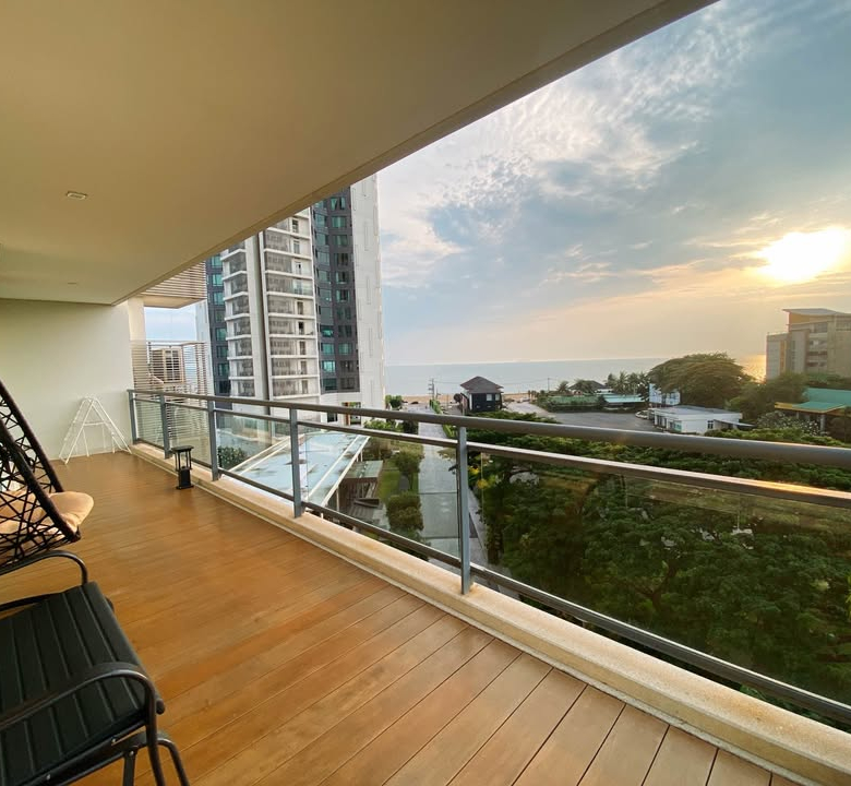 “Beachfront condo rental in Jomtien Pattaya – 110 Sq.m unit”